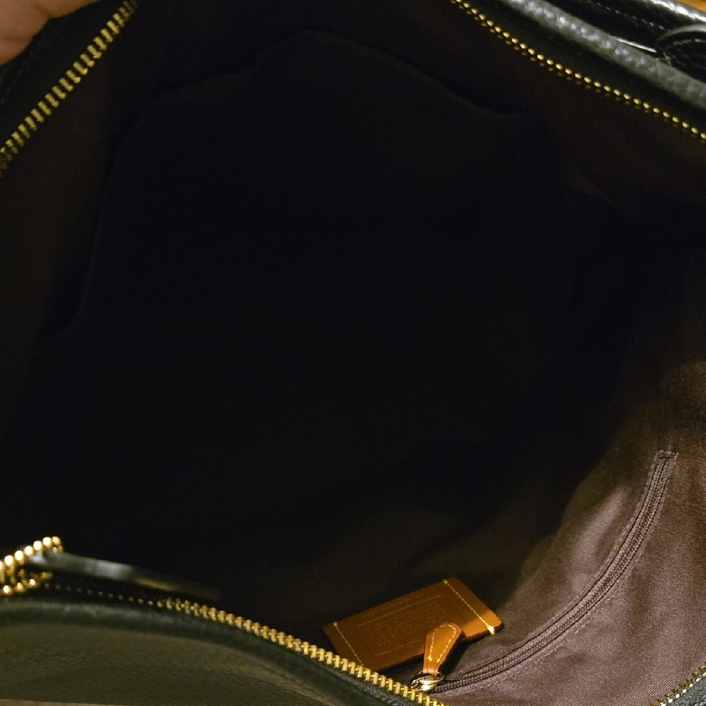 Coach Black Laurel Large Shoulder Bag with Gold Details - Picture 5 of 7